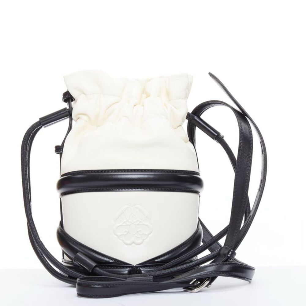 Alexander Mcqueen Leather Bucket Bag